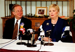 Image description is not available for 2000.280